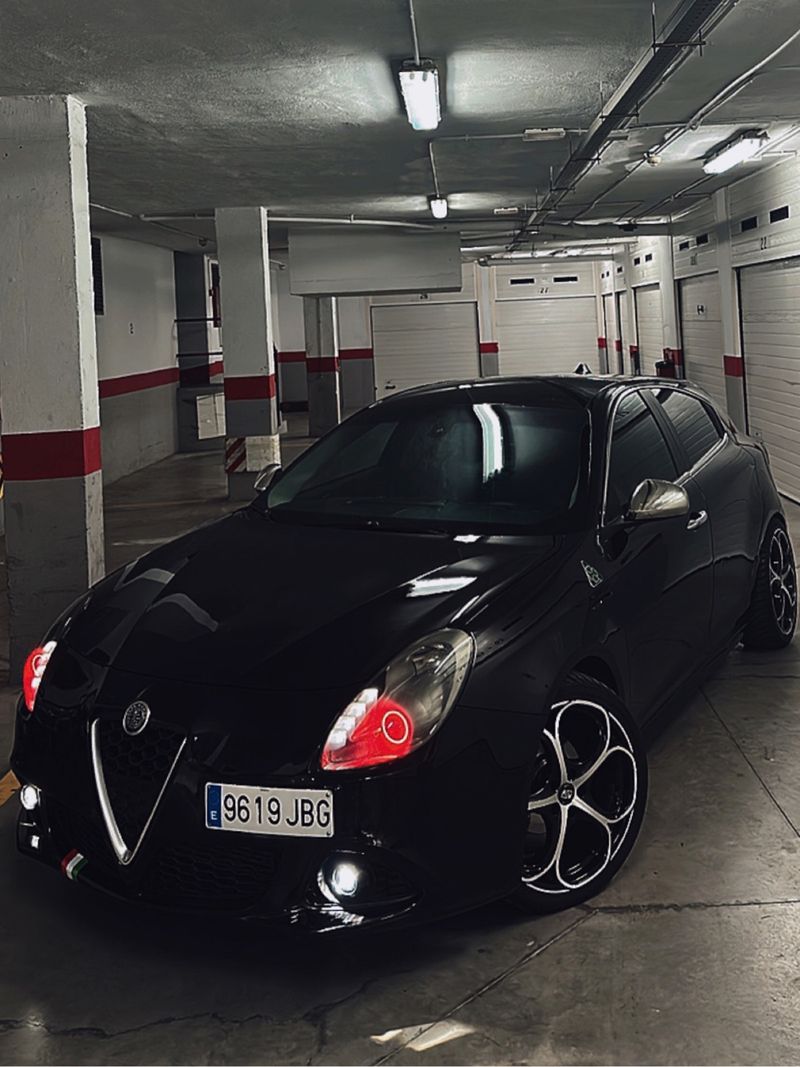Alfa Romeo Giulietta 2015 - foto 1