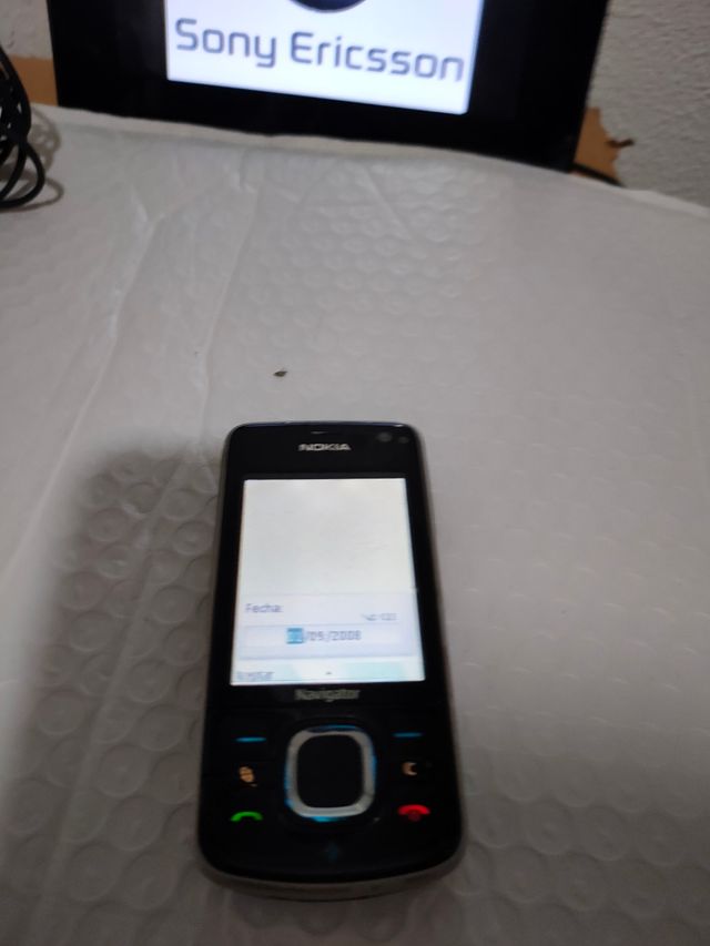 Nokia 6210 navigator libre 