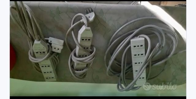 Placca BTicino, prese multiple  molla tirafili