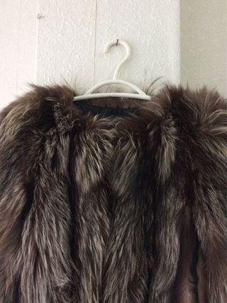 CHAQUETA PIEL ZORRO GRIS 