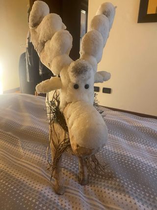 Renna natalizia in corteccia