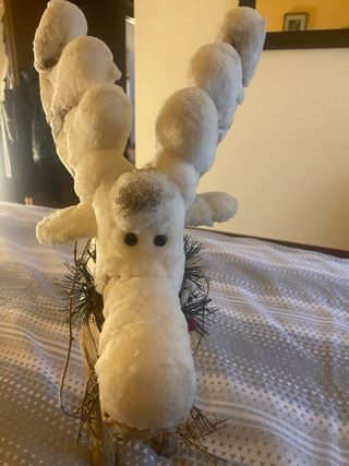 Renna natalizia in corteccia