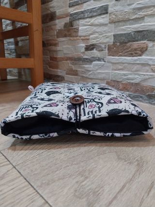 OFERTA 3X20€ Funda literaria GATO WICCA