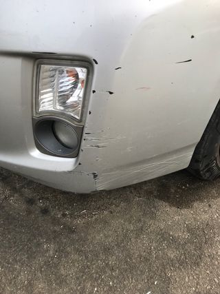 Parachoques defensa delantera Toyota Prius 2012