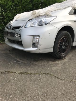 Parachoques defensa delantera Toyota Prius 2012