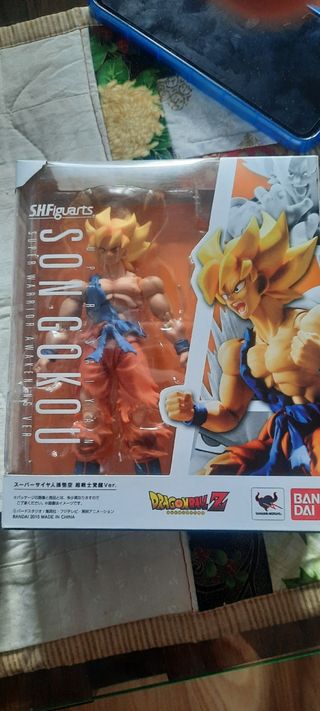 S.H. Figuarts Goku y Trunks