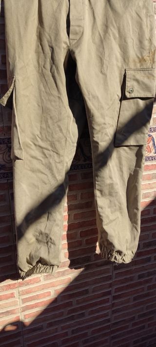 Pantalón Militar talla L 