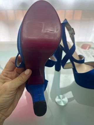 Zapato vestir punta sbierta de tacon