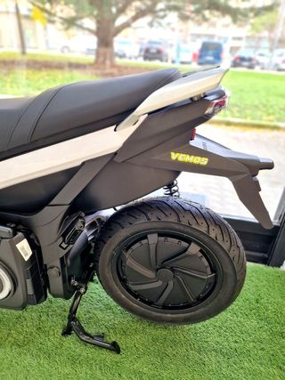 MOTO ELÉCTRICA SILENCE S01