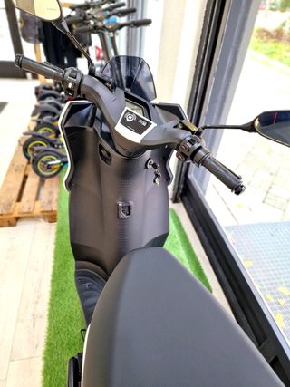 MOTO ELÉCTRICA SILENCE S01
