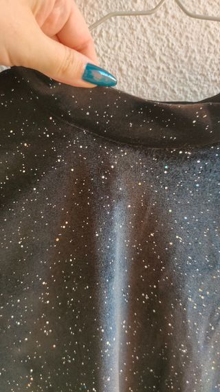 Top negro terciopelo brillos
