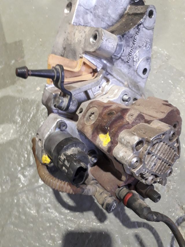 Inyectores, bomba, 1.9 dci