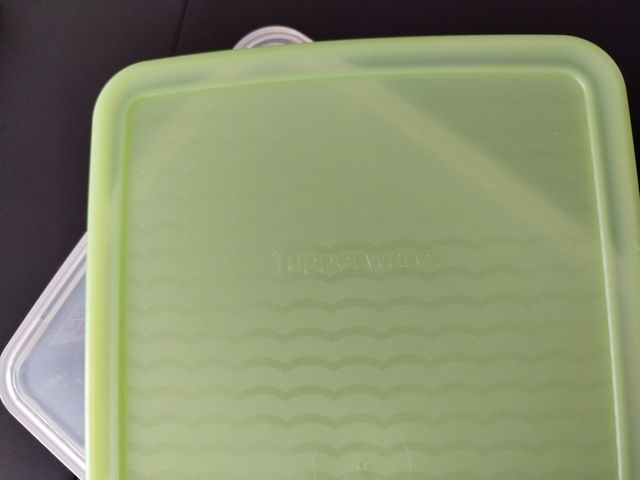 Set contenitori Tupperware