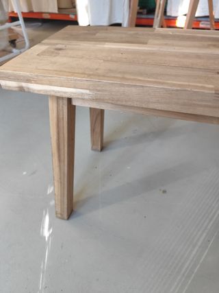 Banco de madera maciza