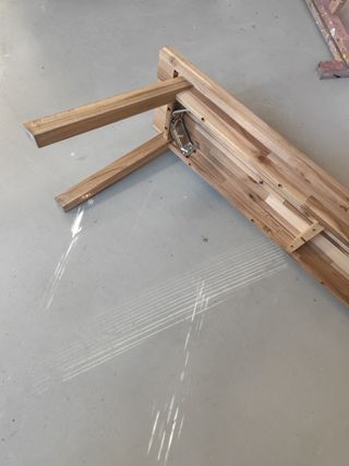 Banco de madera maciza