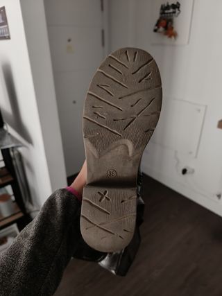 Botas marrones altas