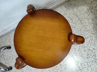 Mesa baja de café salon redonda madera