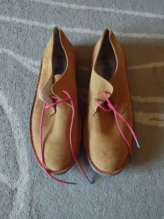 Zapatos de piel artesanos