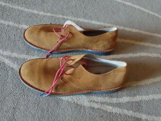 Zapatos de piel artesanos