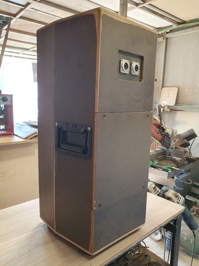 Cajas pasivas de PA alto rendimiento