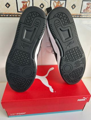 Zapatillas nuevas de Puma, talla 43