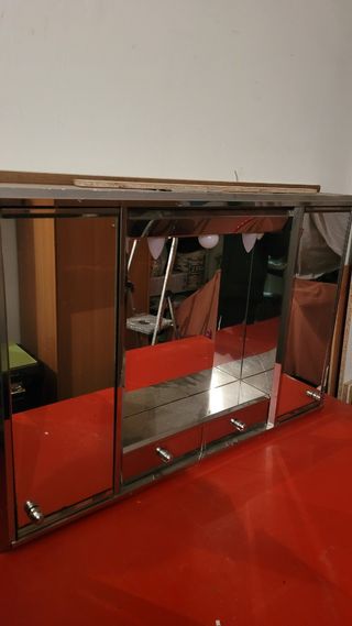 Mueble de baño retro