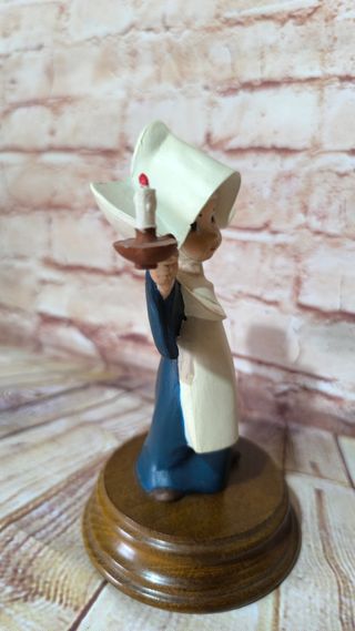 Figura Monja 