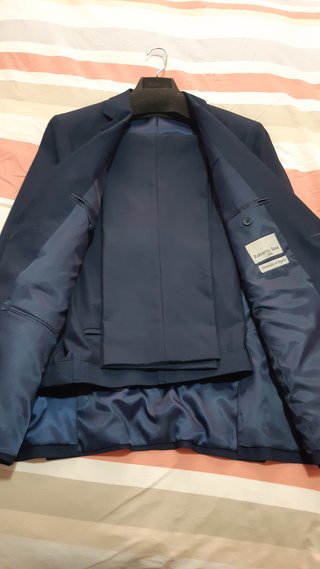 TRAJE HOMBRE AZUL MARINO - A ESTRENAR
