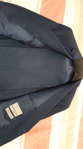 TRAJE HOMBRE AZUL MARINO - A ESTRENAR