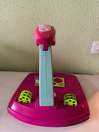 Proyector de dibujo niña