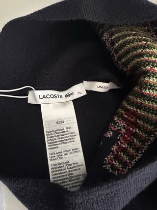 Conjunto lacoste bufanda y gorro 