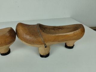 Madroños, zuecos Asturias