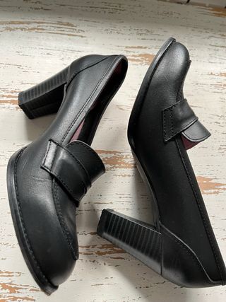 Zapatos castellanos tacon Castellanisimo