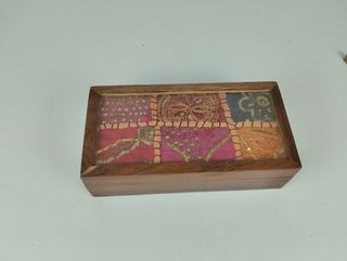 Caja de madera, para recuerdos