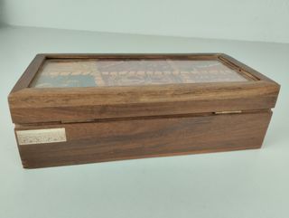 Caja de madera, para recuerdos