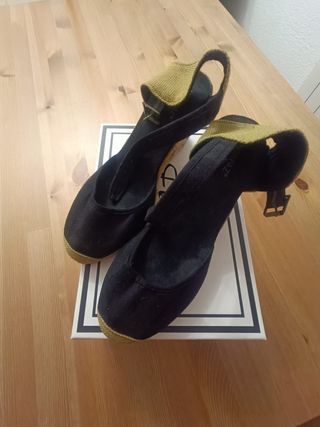 Sandalias de Esparto Negras Nuevas!