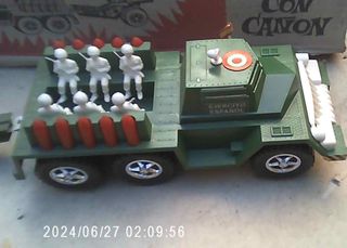 CAMION BLINDADO con CAÑON  - MIK MIK