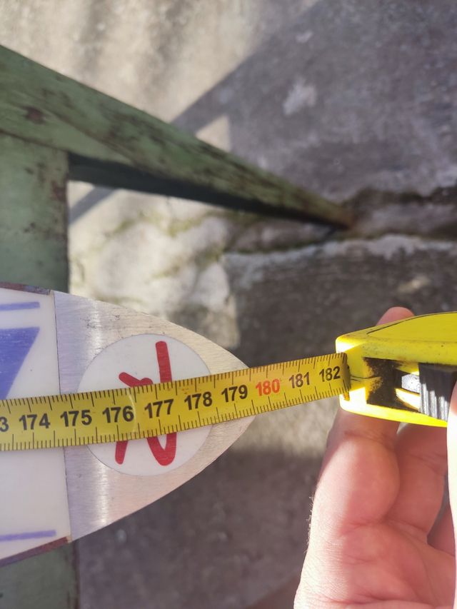 Esquis Rossignol + bastones