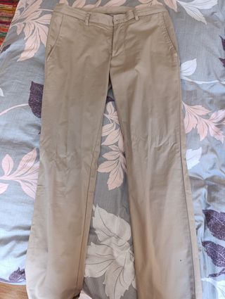 Pantalon chino de Mango