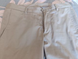 Pantalon chino de Mango