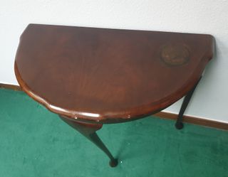 CONSOLA MESA MEDIA LUNA AUXILIAR ANTIGUA