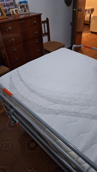 Camas articulables para enfermos