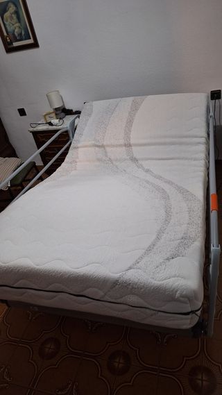 Camas articulables para enfermos