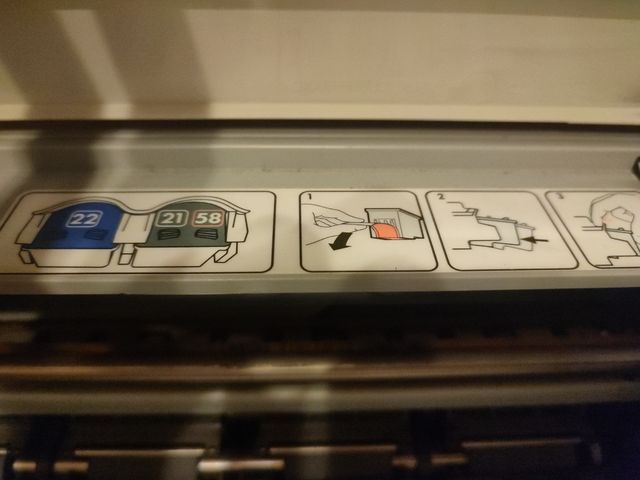 Impresora HP Deskjet D2360. 