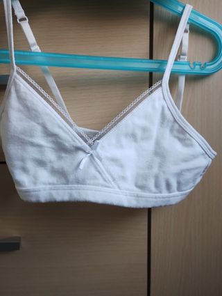 Lote tres sujetadores talla 10 años