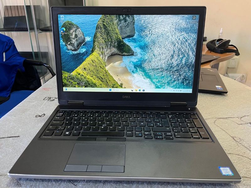 DELL PRECISION 7540 I7-9850H 32 RAM 512 GB NVME afbeelding 2