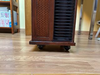 Mueble madera para organizar cds