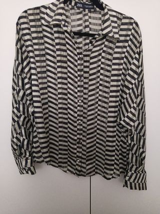 Blusa zara blanca y negra
