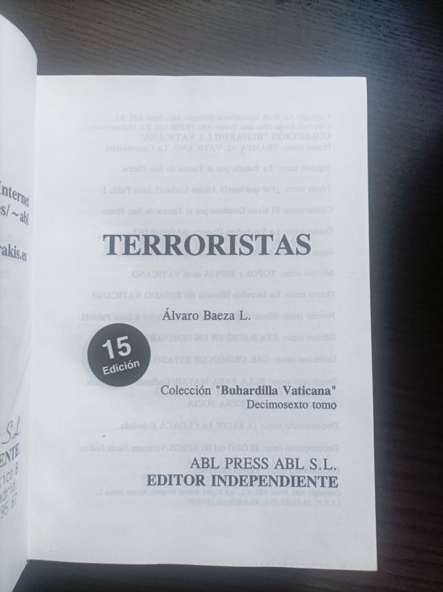 Terroristas (Colección "Buhardilla vaticana") (Spanish Edition)