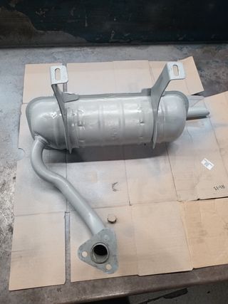 Silencioso trasero seat 600 D